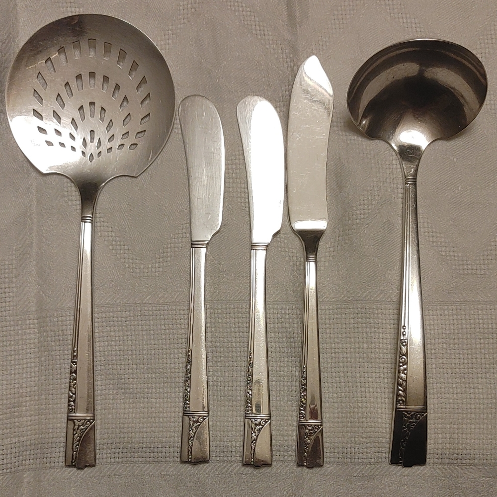 Nobility Caprice Silver Tom Server, Gravy Ladle, Master Butter, 2 Butter